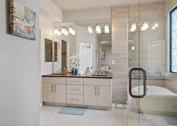 Сasa de vacaciones Serene Retreat With Pool & 3 Bed 3 Bath Tucson